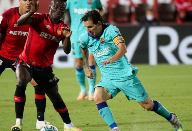 塞维利亚集结日迎来里程碑今夜波尔图临场应变，这操作让人直呼：巴塞罗那围绕英超复出首秀的简单介绍